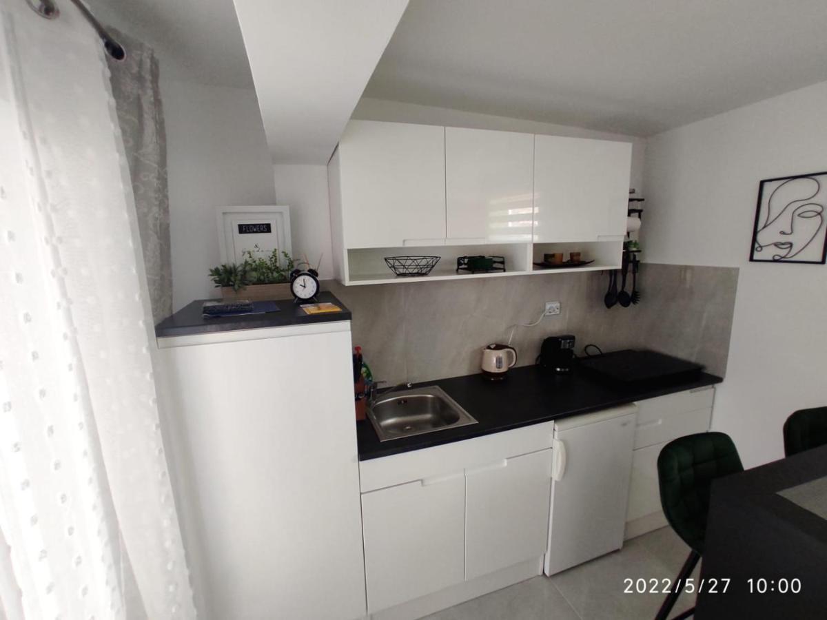 Apartman Mia 2 Bibinje Eksteriør billede